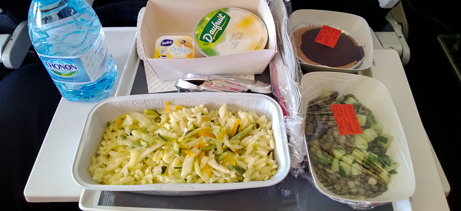 vegetarisches Flugzeug-Mahl