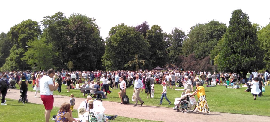 Midsommer-Fest im Park