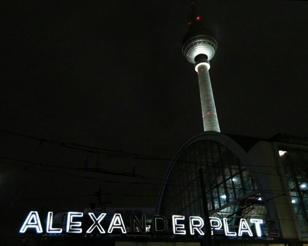 Am Alexanderplatz in Berlin